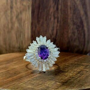 Elegant Sterling Silver Ring – Size 10 – Brand New 💍